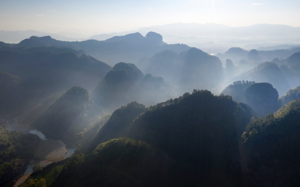 山外山，是什么模樣？